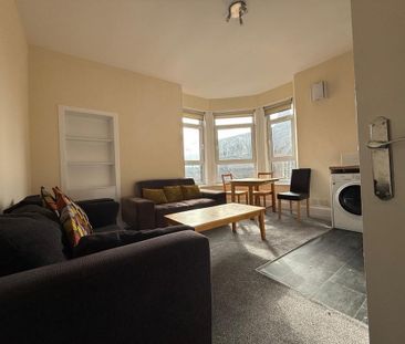 3 bedroom house of multiple occupation to rent - Photo 6