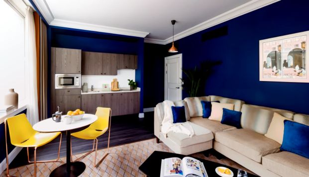 Deluxe 1 Bed - Photo 1