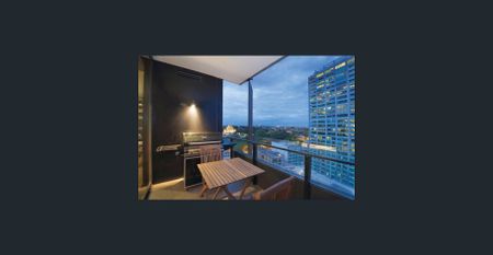 Gem in The Elm! - Photo 3