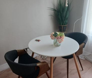 Room in a Shared Flat, Palmers Green, N13 - Photo 4