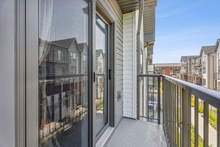 For Lease - 2635 William Jackson Drive Unit# 911, Pickering, Ontario - Photo 3