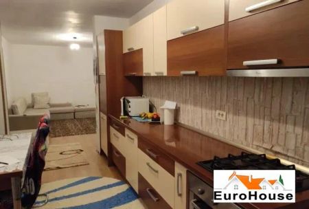 Apartament cu 3 camere de inchiriat in Alba Iulia - Fotografie 5