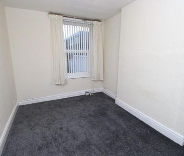 1 bedroom ground floor flat to rent - Photo 2