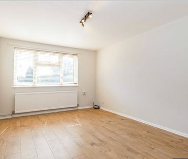 1 Bedroom Maisonette to rent - Photo 2