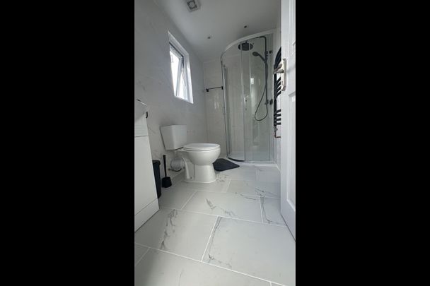 Room in a Shared House, Boundary Road, E17 - Photo 1
