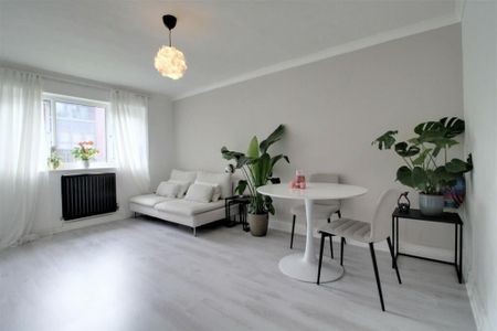 1 Bed Flat, Waterside, B15 - Photo 2