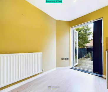 2 bedroom end of terrace house to rent - Photo 2