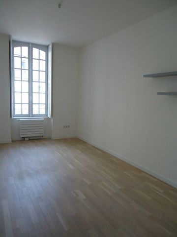 Location Appartement 3 pièces 65m² NEVERS 58000 - Photo 3