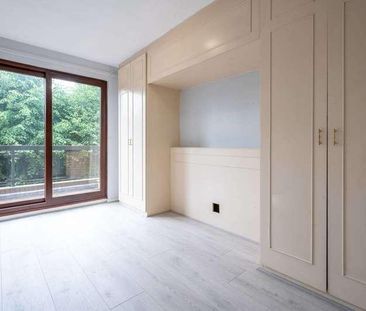 Coombe Lane West, Kingston, KT2 - Photo 2