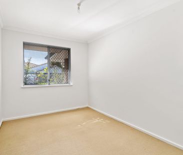 SPACIOUS VILLA IN QUIET COMPLEX - Photo 5