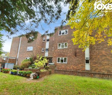 2 bed flat to rent in Moat Court, 42 Branksome Wood Road, Bournemou... - Photo 3