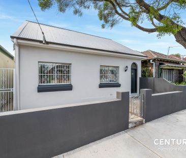 Tastefully Renovated - Photo 4