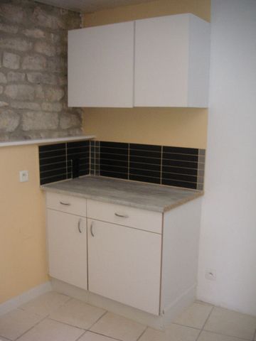 A louer maison type F3 - centre ville Carentan (50500) - Photo 4