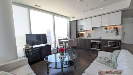 For Lease - 5 Buttermill Avenue Unit# 5202, Vaughan, Ontario - Photo 3