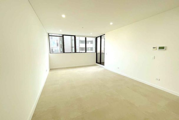 Castle Hill - Photo 1