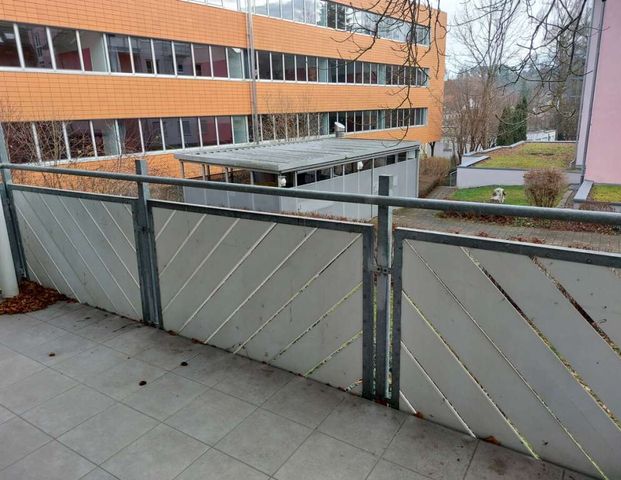 Viel Platz für Wohnen und Chichi - großzügiges und ruhiges Wohnen mitten in der Stadt! - Foto 1