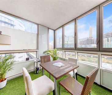 Cascade Court, Chelsea Vista, SW11 - Photo 2