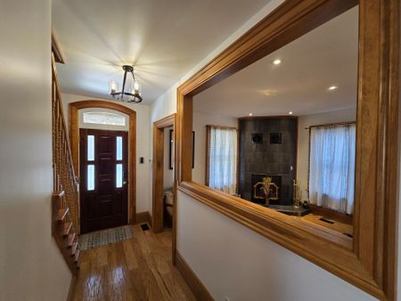 For Lease - 38 Sinclair Street, Belleville, Ontario - Photo 2