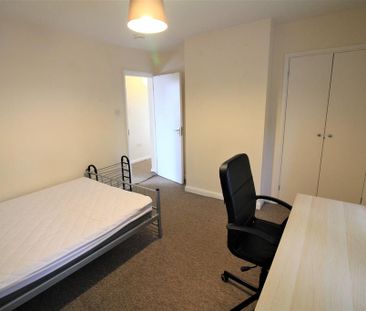 1 bedroom semi-detached house to rent - Photo 4