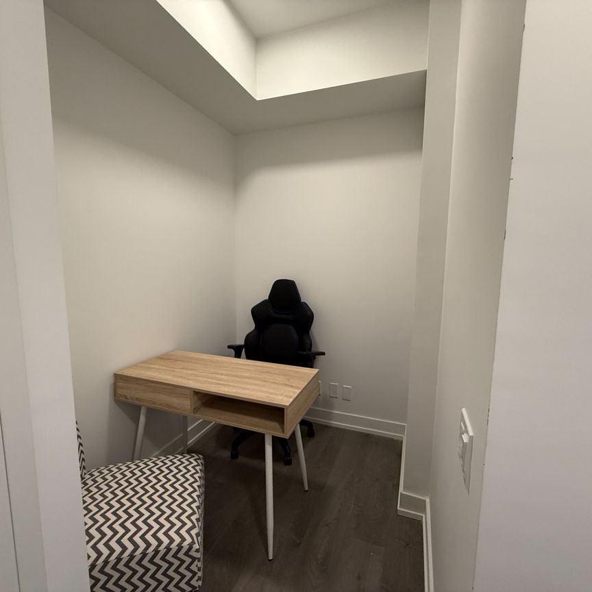 For Lease - 215 Veterans Drive Unit# 1105, Brampton, Ontario - Photo 1