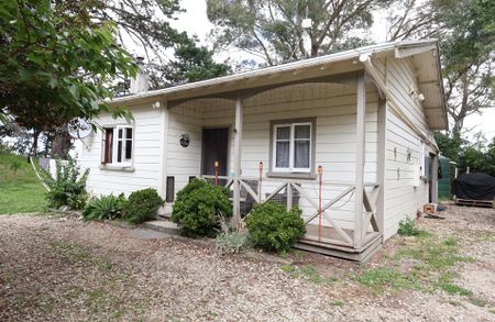 Country Cottage - Photo 4