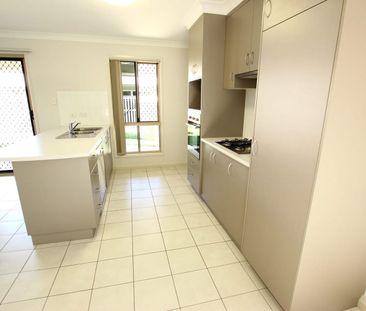 Family Home located in quite Woodlands Estate in Andergrove. - Photo 2