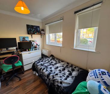 110 Bradshaw Road, Chichester - Photo 4