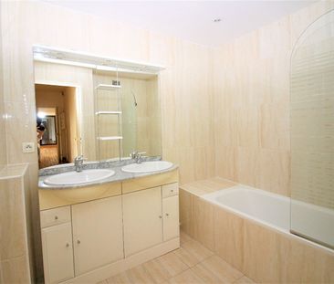 Location appartement 3 pièces, 70.29m², Poissy - Photo 4