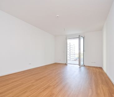 KOMFORTABEL WOHNEN - 3-ZIMMER MIT AUFZUG, BALKON, FUSSBODENHEIZUNG UND EINBAUKÜCHE - Foto 2