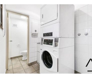 Private Studio With Kitchenette and All Utilities Included! - Photo 4