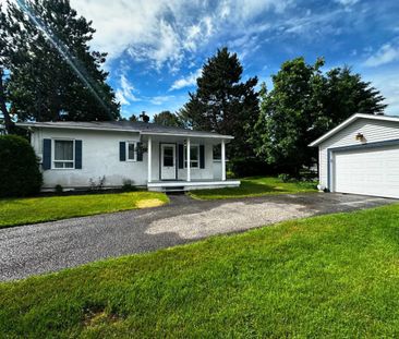 Maison à Louer - Village St-Sauveur - Photo 1