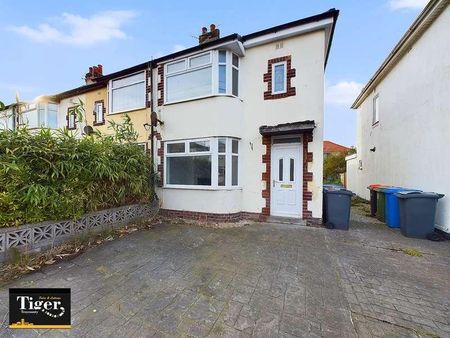 Ullswater Avenue, Thornton-cleveleys, FY5 - Photo 2