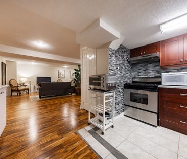 For Lease - 32 Hamills Crescent Unit# BSMT, Richmond Hill, Ontario - Photo 6