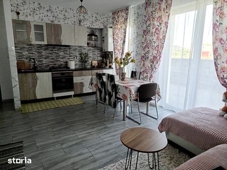 DE INCHIRIAT - Apartament 2 camere, parter - Giroc - Photo 2