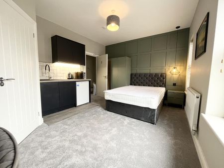 Studio to rent - Photo 2