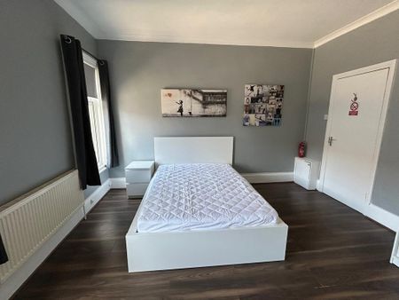 1 bedroom bedsit to rent - Photo 3
