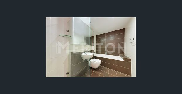 Luxurious oversized 1 bedroom apartment - Photo 1