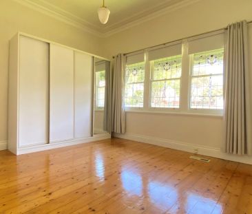 122 Melbourne Road, Williamstown. - Photo 3