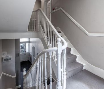 Ground floor flat to rent - Photo 4