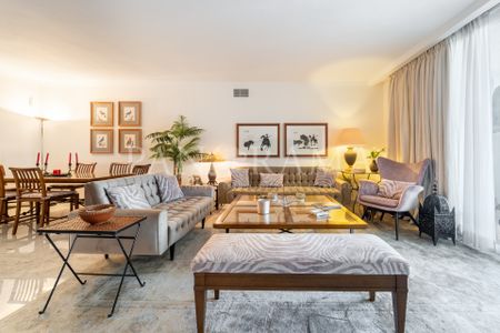 Exceptional apartment in Marina Puente Romano, prime beachside Golden Mile location - Photo 3
