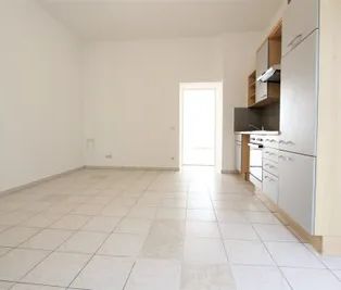 Zentral gelegene 3-Zimmer-Wohnung, perfekt für Studenten! - Photo 2