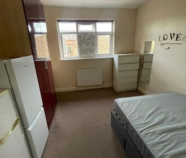 Bedsit, Beechwood Avenue, HA2 - Photo 5