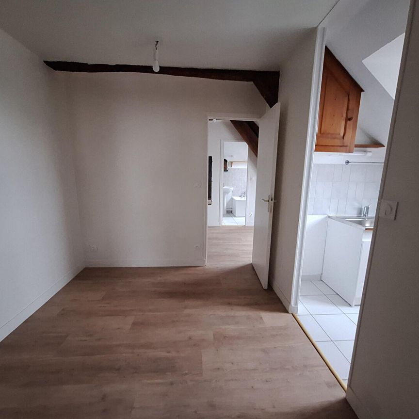 Location Appartement 2 pièces 29m² - Photo 1