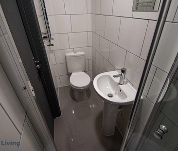 OX Living is proud to present this high-quality 6-bedroom co-living... - Photo 3