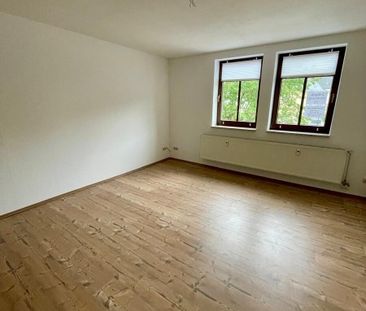 2-Raum Wohnung im Zentrum von Hartenstein! - Photo 1