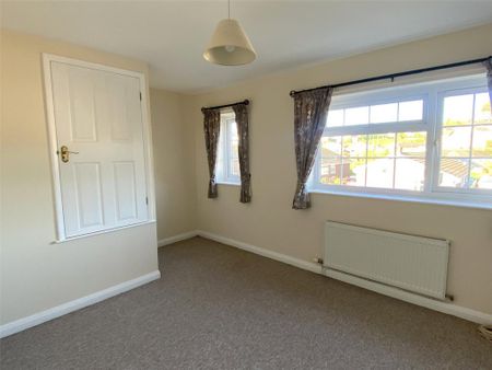 2 bedroom detached house to rent - Photo 3