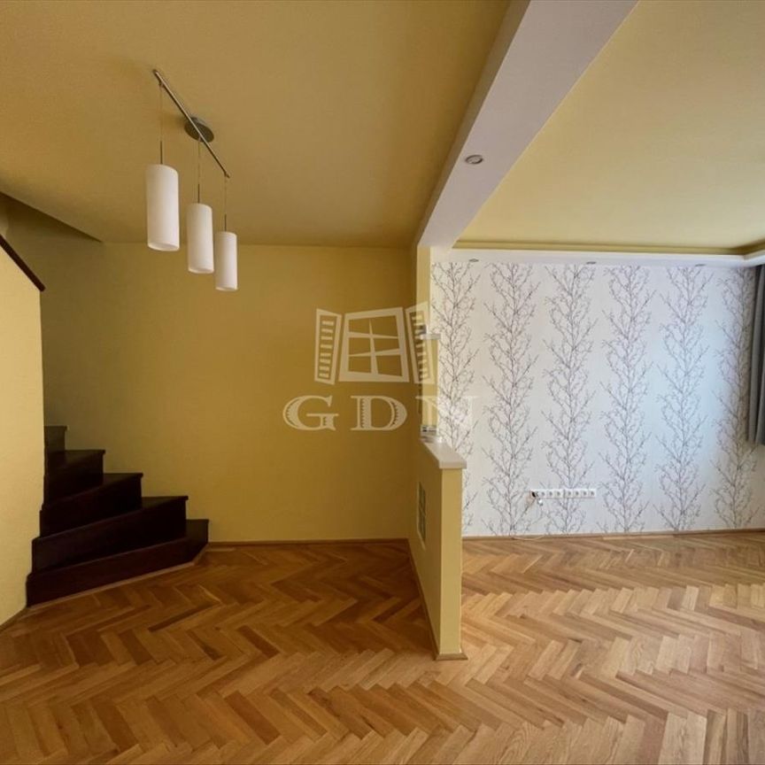 Kiadó felújított lakás - Székesfehérvár - Photo 1