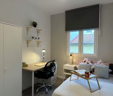 Calle de Pradales, Madrid, Community of Madrid 28047 - Foto 5