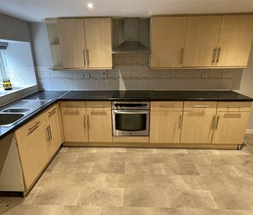 2 bedroom terraced house to rent - Photo 5