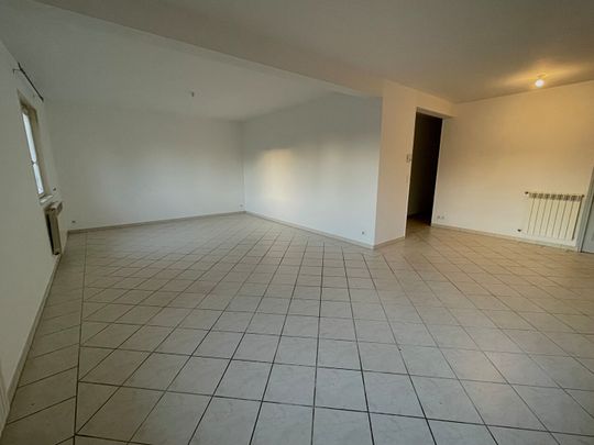 Location maison 4 pièces, 118.39m², L'Isle-Jourdain - Photo 1